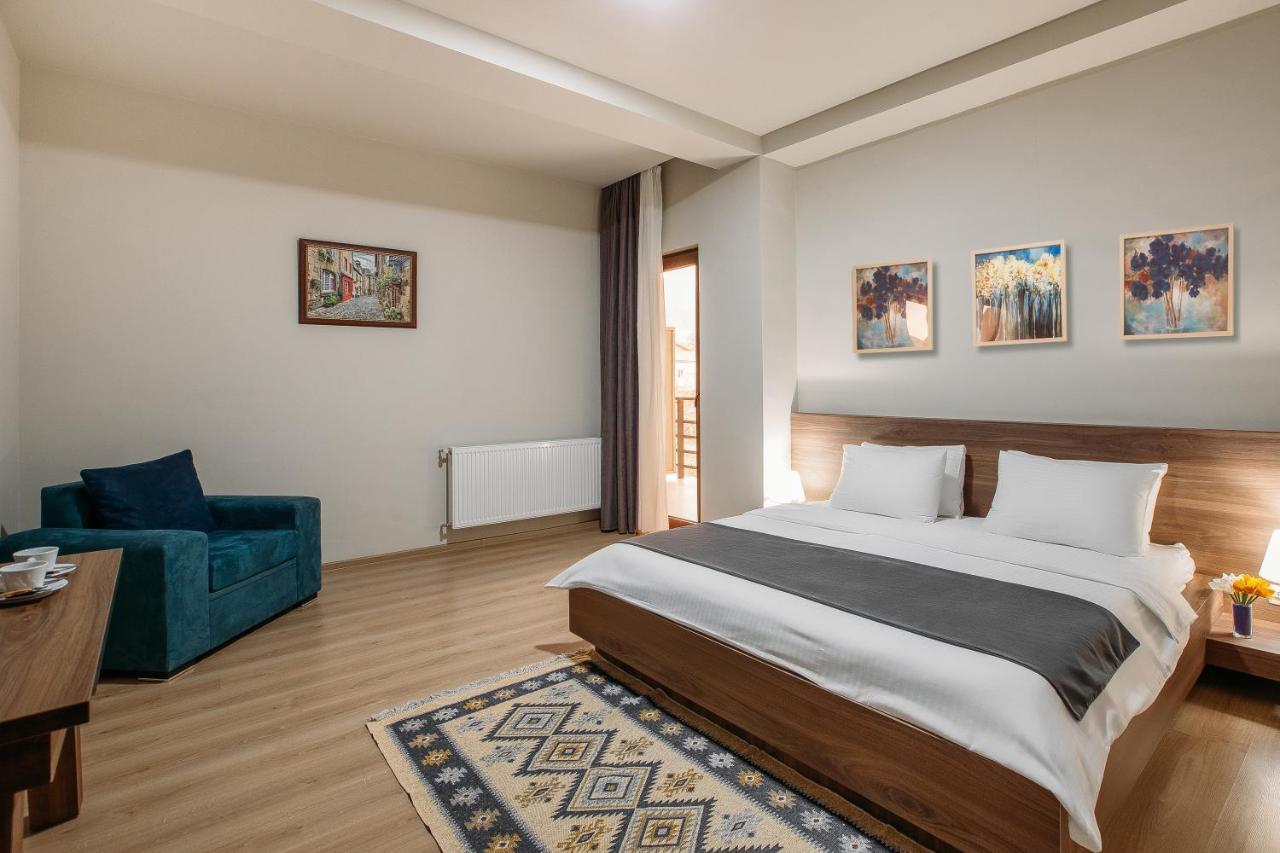 Telavi Inn Buitenkant foto