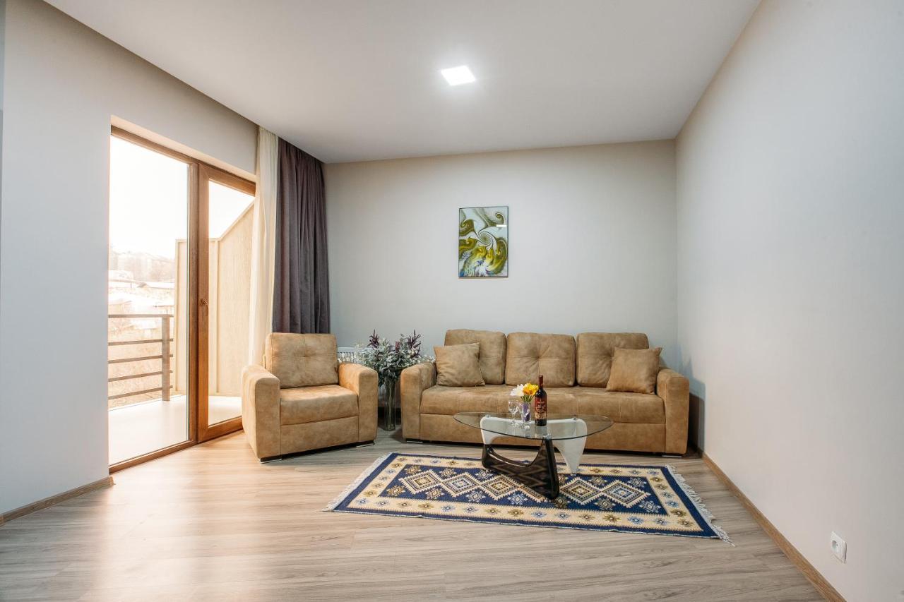 Telavi Inn Buitenkant foto